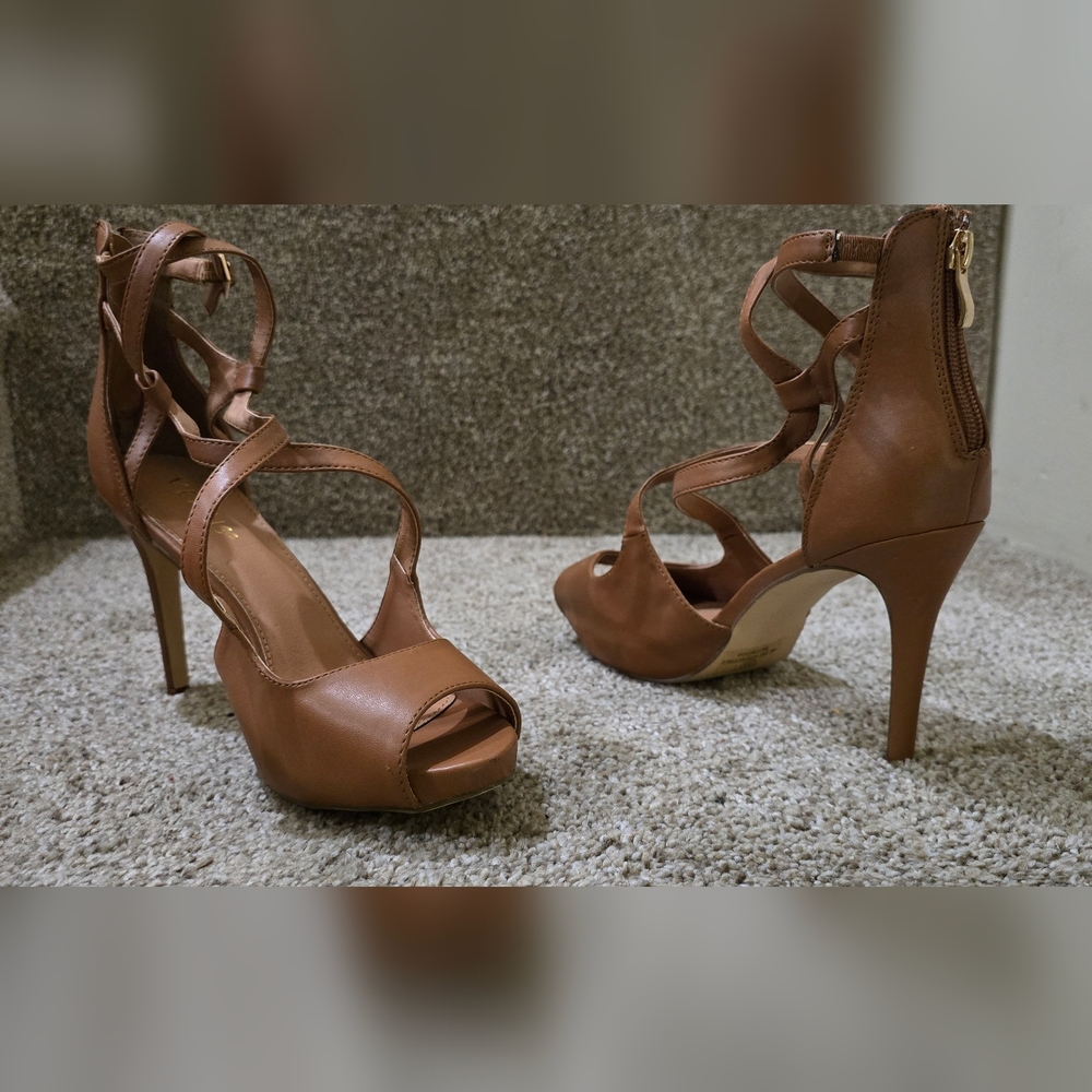 VENUS Tan Strappy Heels